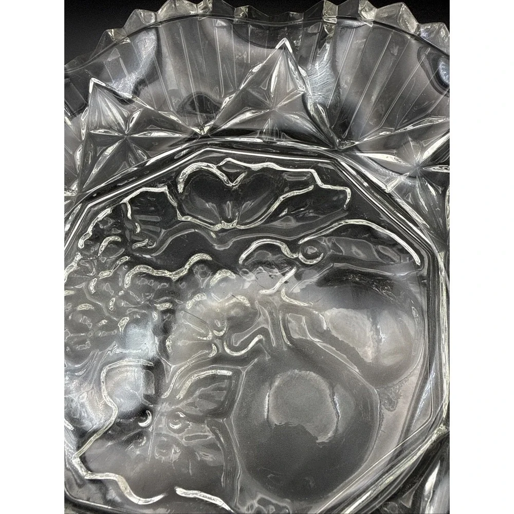Vintage Federal Glass Pioneer Pattern Bowl Embossed Fruit Center Sawtooth Rim